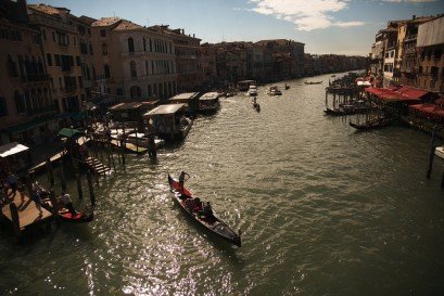 Canal de Veneza; gôndolas